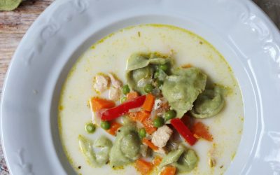 Toszkán csirkeleves mortadellás cappellaccival