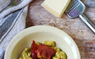 Gnocchi pestóval és sült sonkával