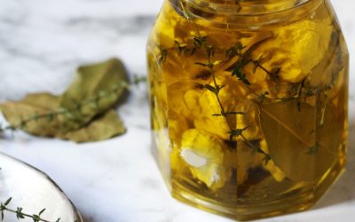 Fűszeres joghurtgolyós olívaolajban