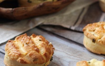 Medvehagymás pogácsa