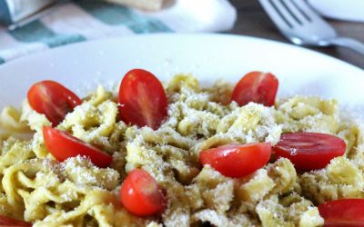 Tagliatelle pestoval és paradicsommal